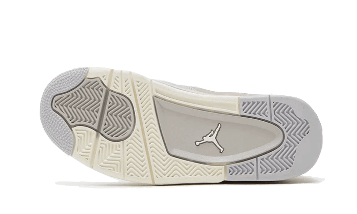 Air Jordan 4 Frozen Moments (W) Air Jordan 4 Frozen Moments (W)